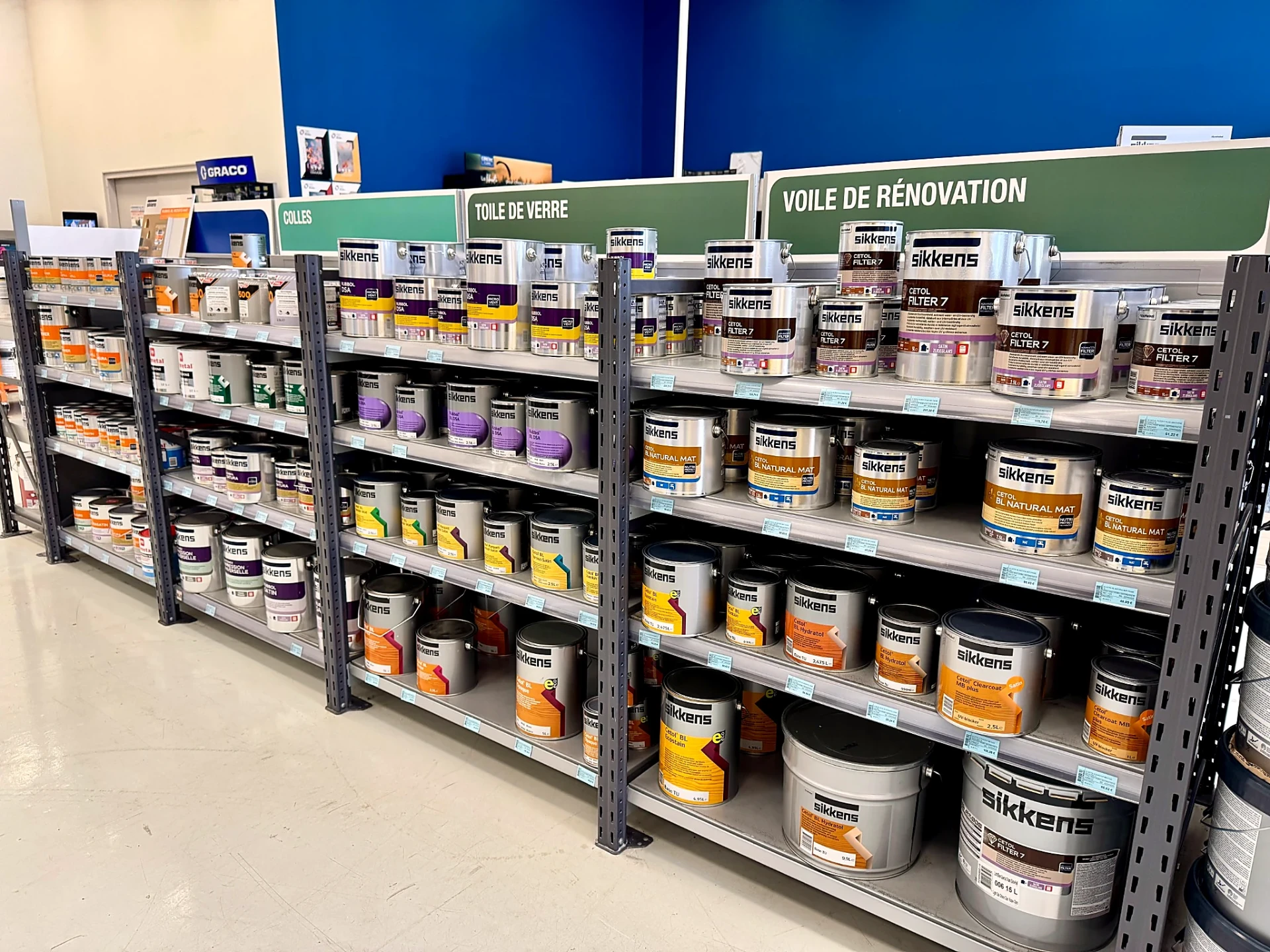 Rayons de peintures Sikkens professionnelles